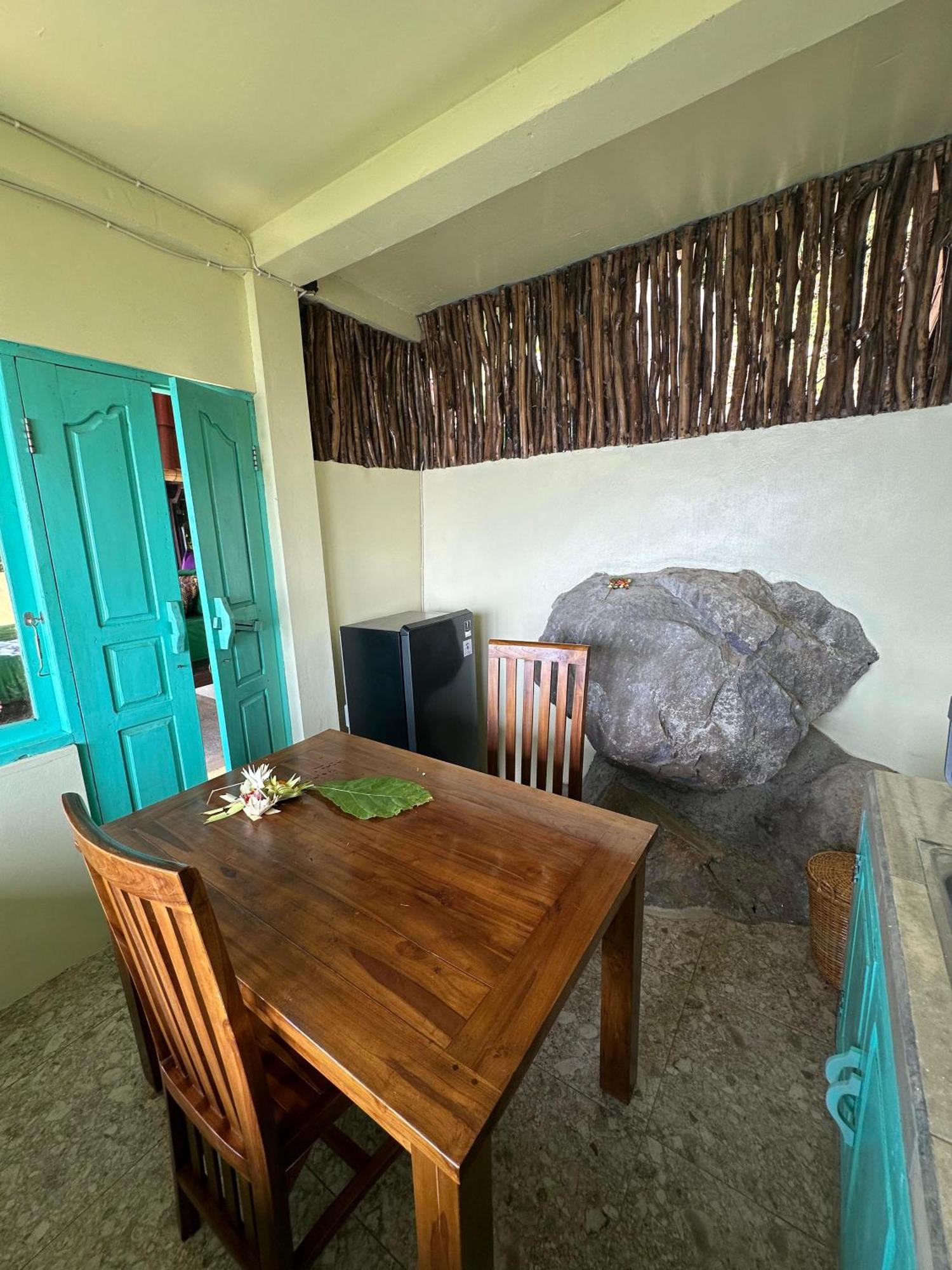 Stairway To Heaven Bungalows And Restaurant Amed  Room photo