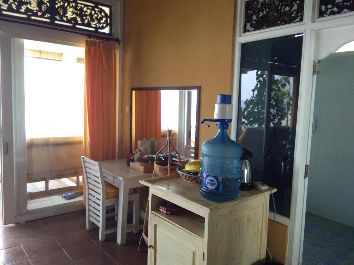 Stairway To Heaven Bungalows And Restaurant Amed  Exterior photo