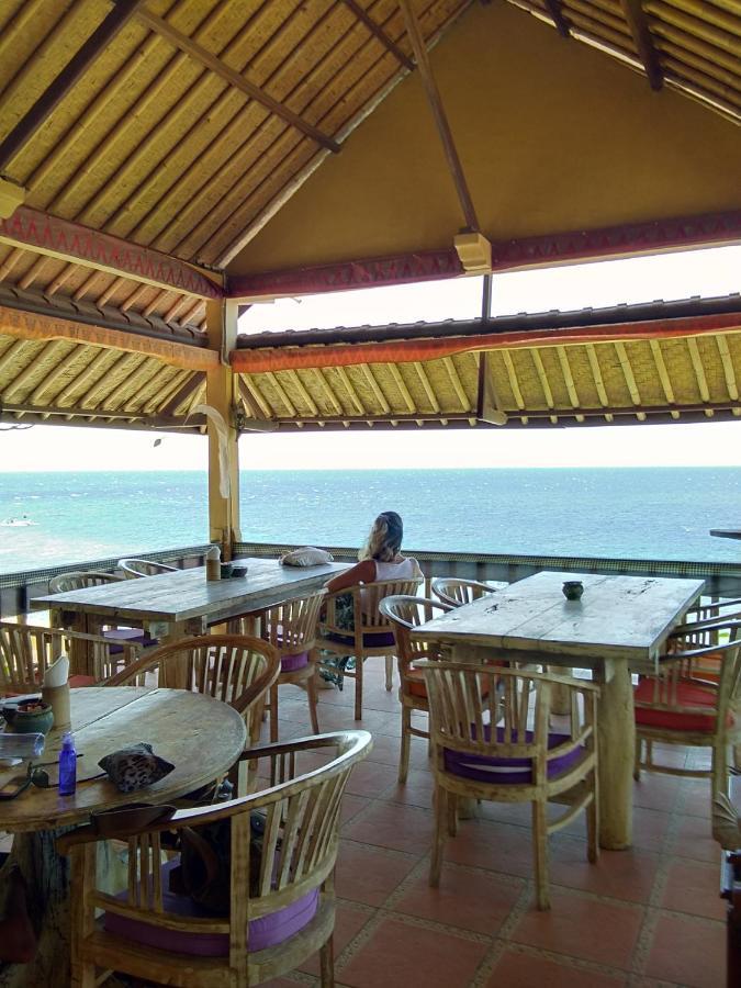 Stairway To Heaven Bungalows And Restaurant Amed  Exterior photo